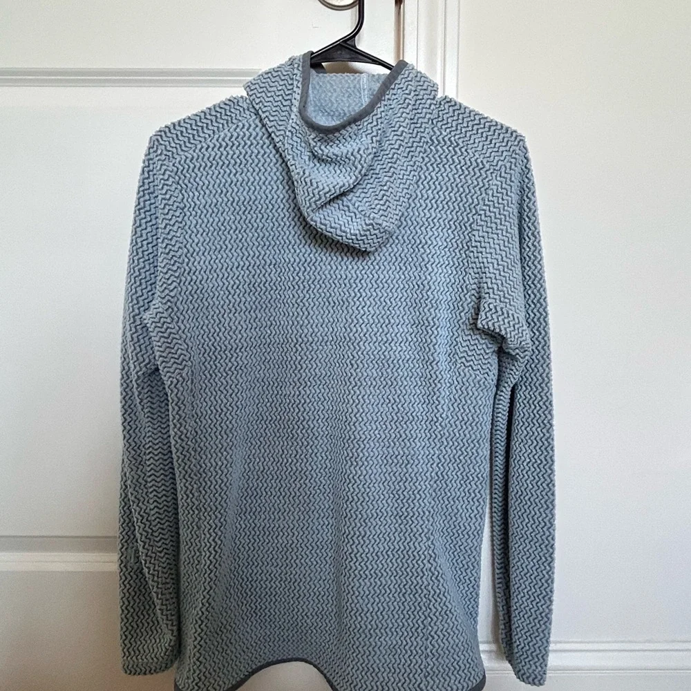 Patagonia Women's R1 Air Fleece Full-Zip Hoody in Blue - Picture 2 of 3